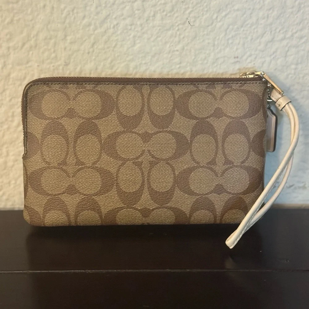 Coach Brown Signature Coated Canvas Double Corner Zip Wallet Wristlet/Purse